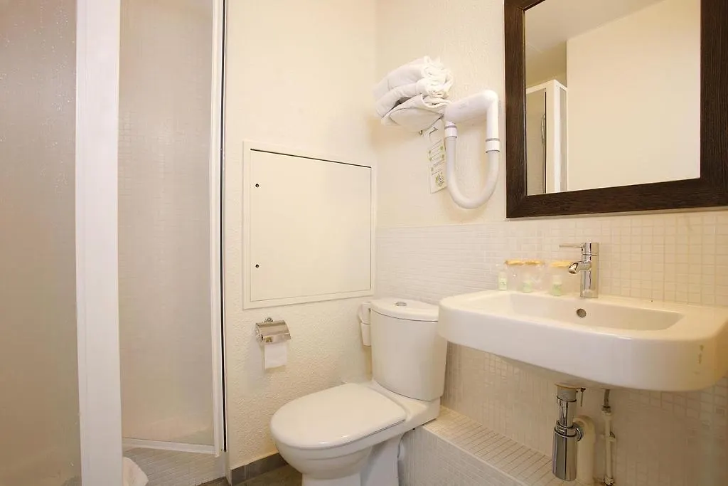 Campanile Creteil Centre Hotel 3*,